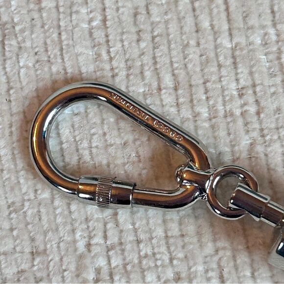 Gucci Silver Keyring w/ Box - Picture 5 of 7
